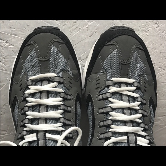 EUC Skechers Stamina Cutback Men's Sneakers Black Gray Leather Mesh Size 9EW - Picture 12 of 16